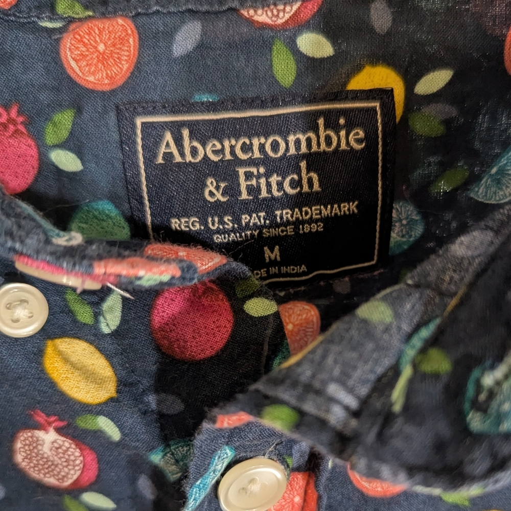 Abercrombie & Fitch Men's Navy Patterned Shirt - Picture 3 of 8